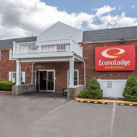 Econo Hospedaje Inn&Suites Airport Windsor Locks Exterior foto